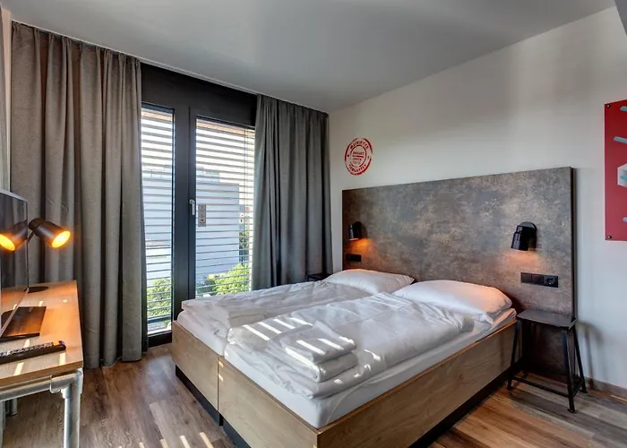 Hotel Meininger Tiergarten Berlino